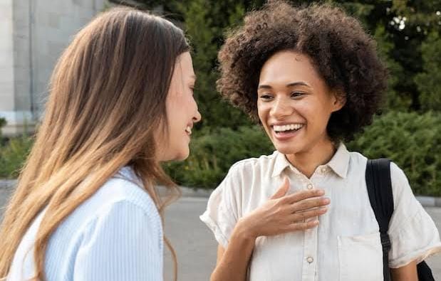 A linguagem é natural ou social? Saiba o que a filosofia e a ciência afirmam