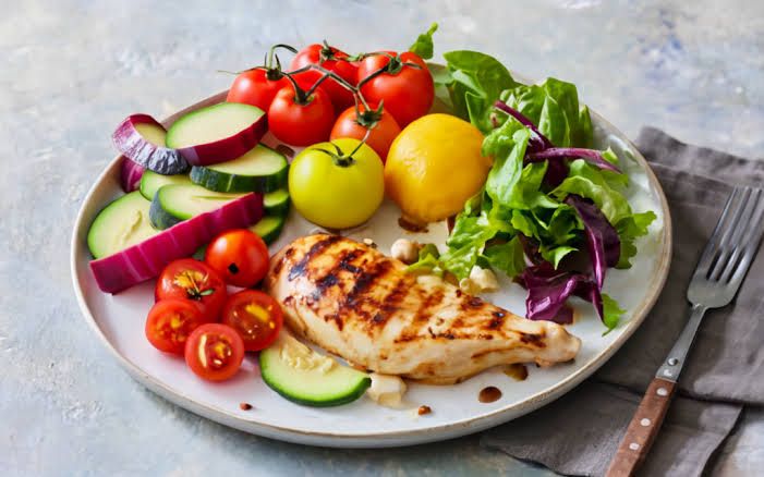Dieta low carb pode ser vilã do emagrecimento e aumentar risco de diabetes, aponta estudo