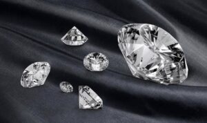 Em desespero, cientistas consideram jogar diamantes na estratosfera para frear aquecimento global