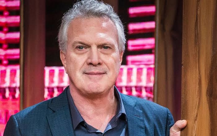 Pedro Bial tem vida sexual exposta na Globo
