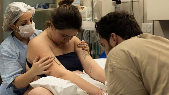 Viih Tube é internada às pressas três dias após dar à luz