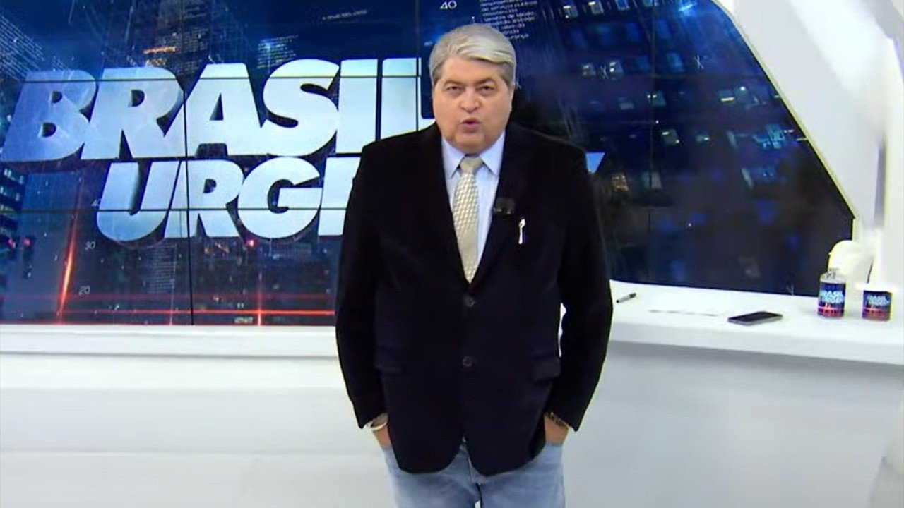 Após saída da Band, colunista afirma negociação de Datena com SBT
