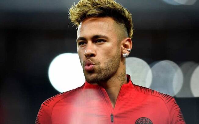 Artista plástico revela ter sido enganado por Neymar e sua equipe