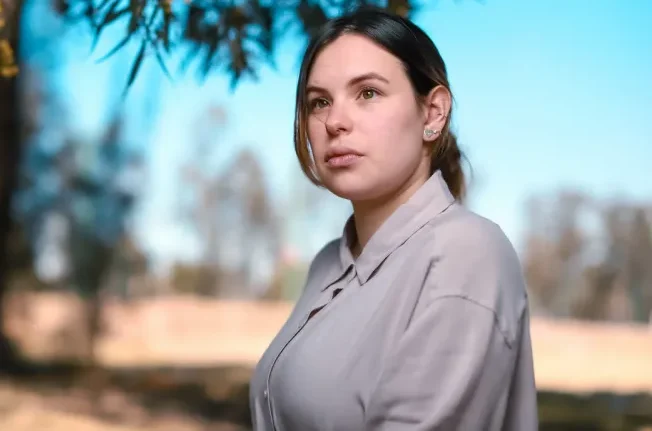 Atriz morre após aplicar veneno de sapo em ritual espiritual