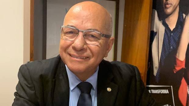 Politico do PL é suspeito de trocar fotos íntimas com adolescente