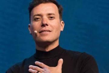 Pastor André Valadão explica área vip dentro de igrejas e revolta fiéis