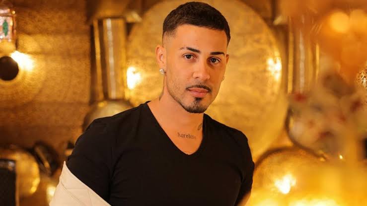 Fã expõe Carlinhos Maia e é detonada pelo influenciador