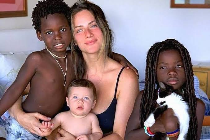 Giovanna Ewbank tem casa invadida e revela susto ao ver desconhecida ao lado dos filhos