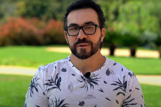 Padre Fábio de Melo se pronuncia após ser detonado por fiéis