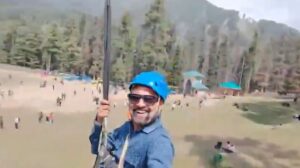 Turista filma momento em que ataque terrorista deixa 26 mortos na Índia