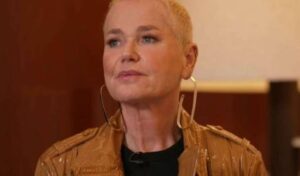 Xuxa Meneghel anuncia que se distanciará de fãs