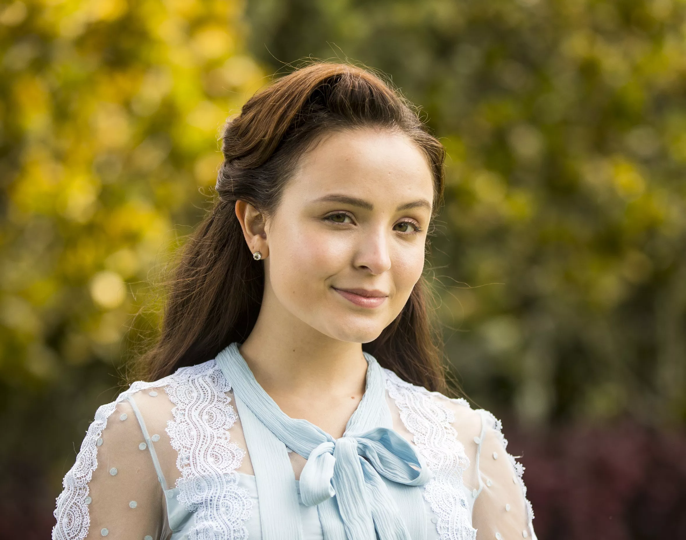 Larissa Manoela rebate críticas sobre atuação em nova novela