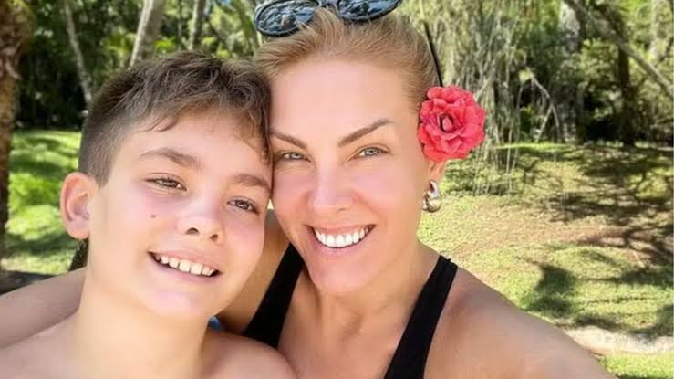 Ana Hickmann gera polêmica ao proibir filho de virar youtuber e desabafa