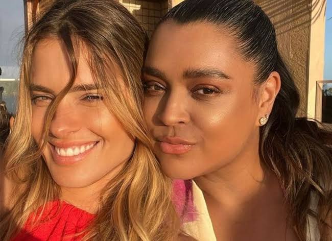 Carolina Dieckmann expõe oportunismo de famosos com a morte de Preta Gil
