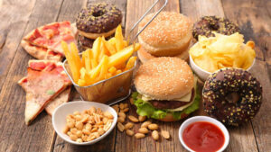 Alimentação gordurosa afeta diretamente sua memória e pode causar hiperatividade, diz estudo