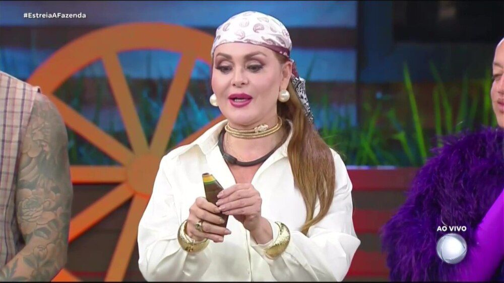 Record é acusada de boicotar Gaby Spanic em A Fazenda 17