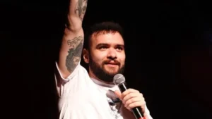 Humorista brasileiro é banido dos EUA por piada sobre Charlie Kirk
