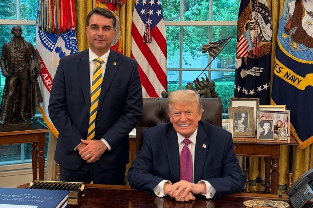 Trump fala em disputar 3º mandato inconstitucional e cita fraude como justificativa